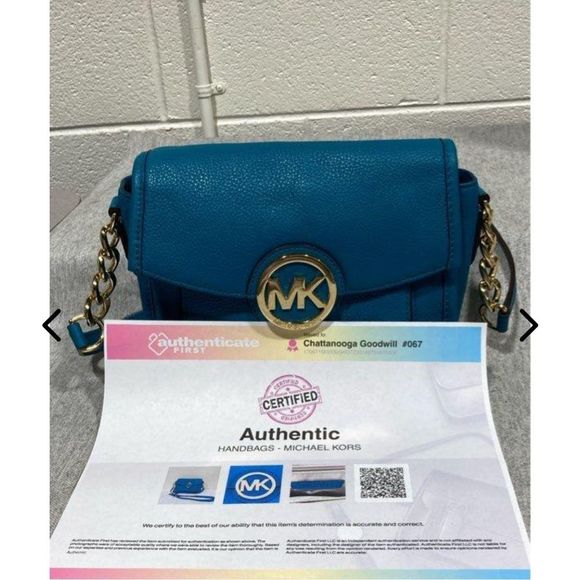 Michael Kors Fulton Small Pebbled Leather Crossbody Bag - Picture 2 of 10